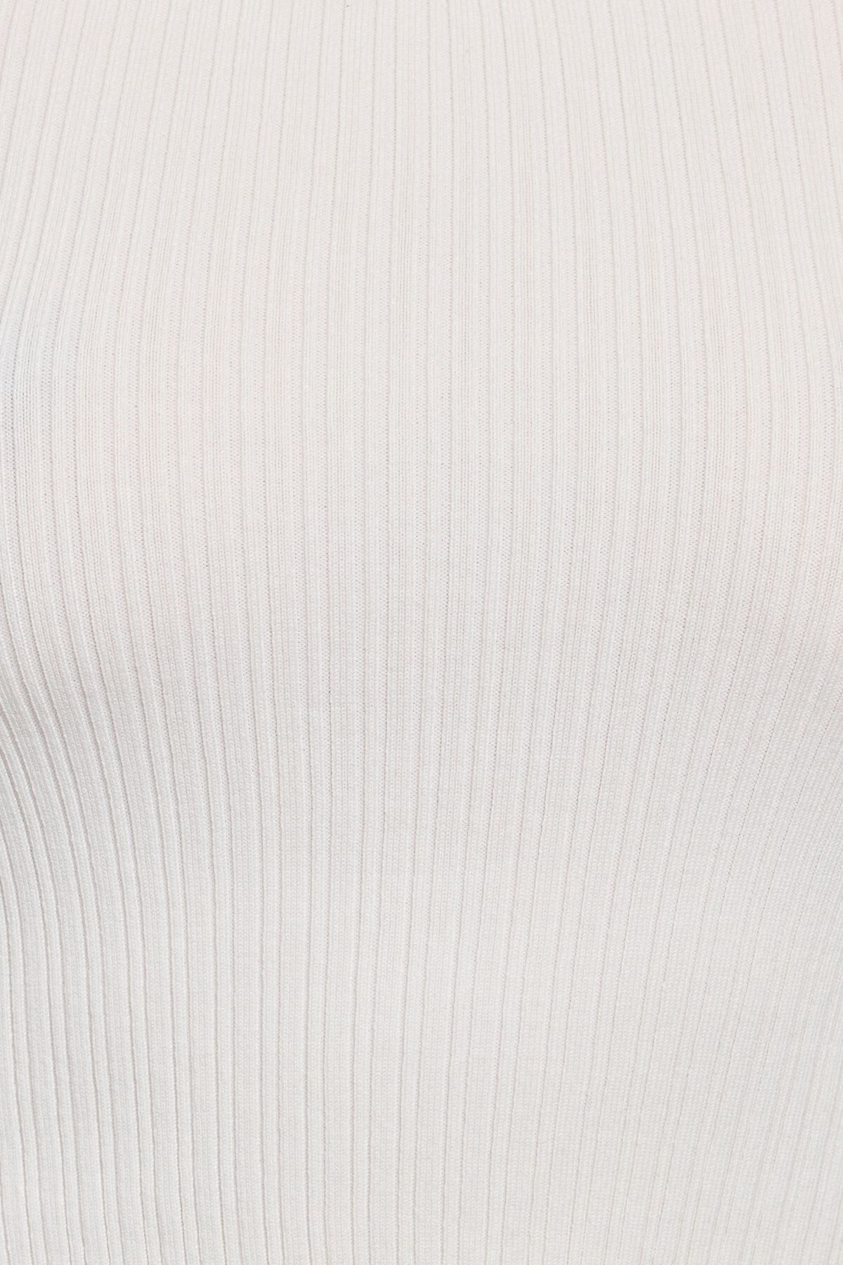 100090019_03G_alt3_1920x2880-3