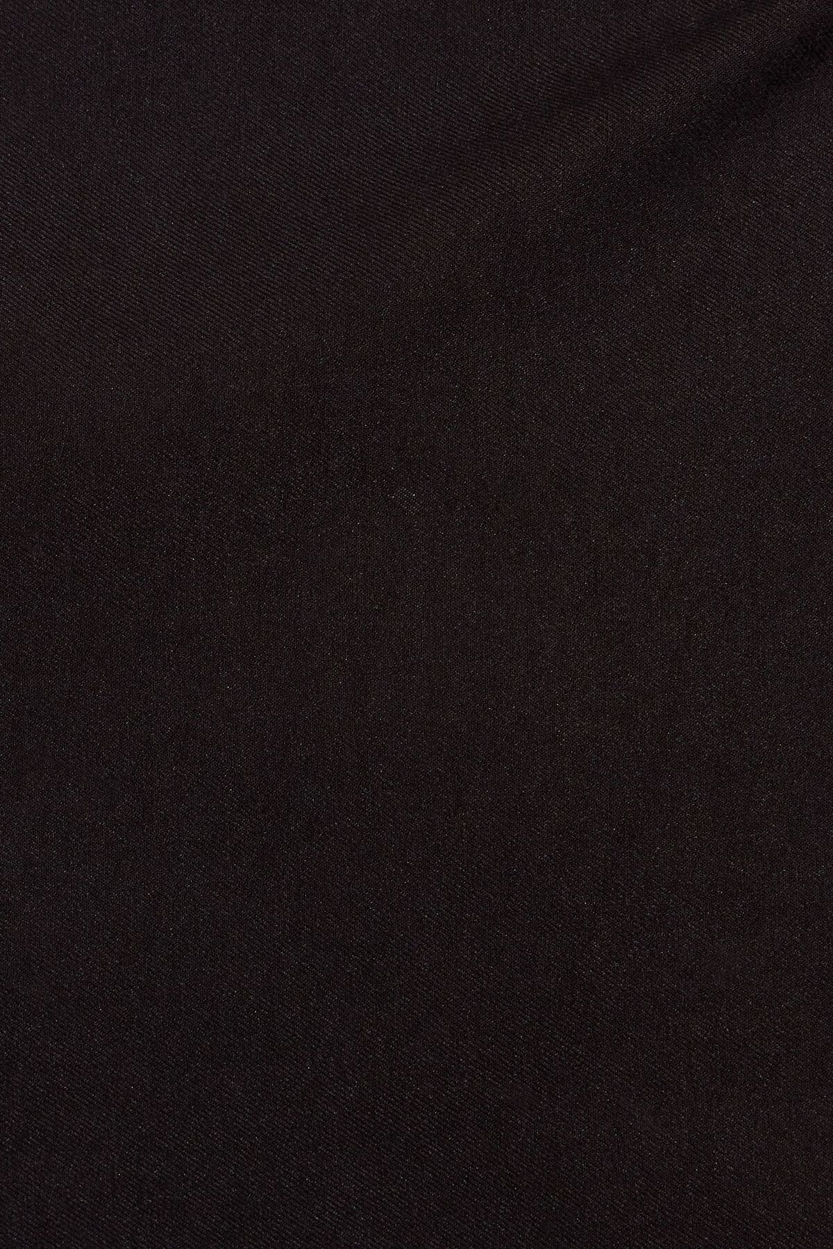 100091375_06V_alt5_1920x2880-1