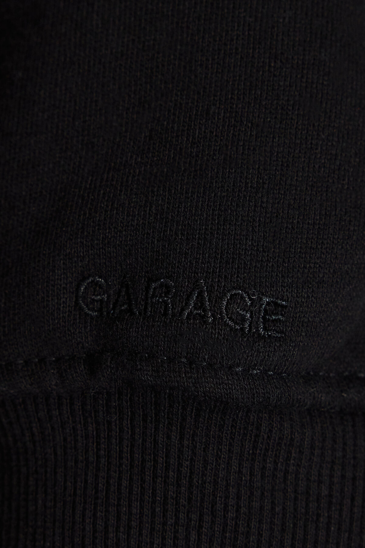 100092201_06V_alt5_1920x2880-1