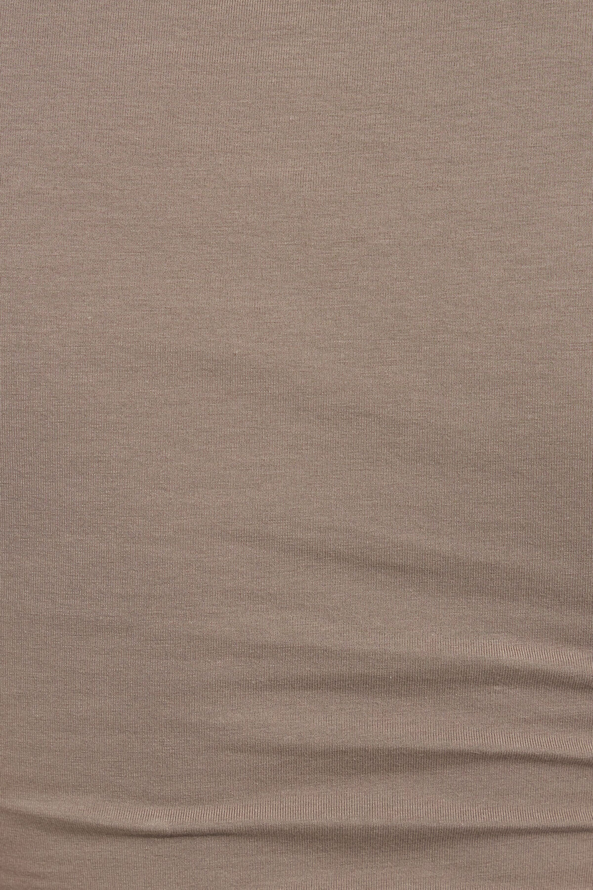 100092727_7YD_alt3_1920x2880-1