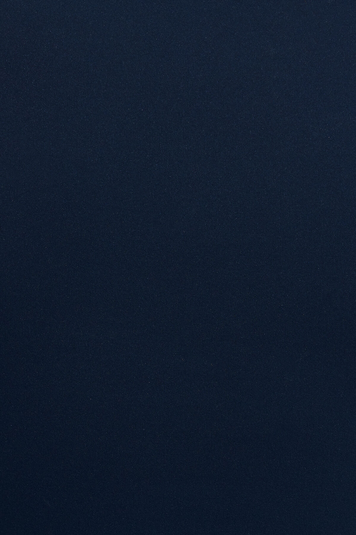 100094457_06G_alt3_1920x2880-2