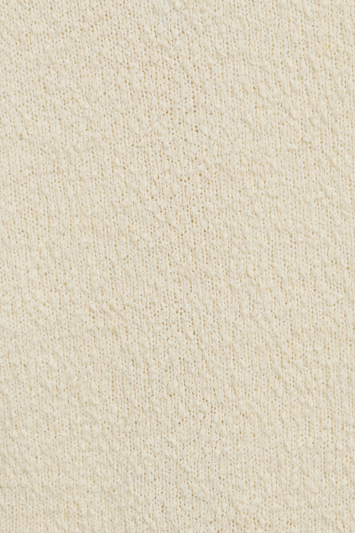 100094617_0QO_alt4_1920x2880-1