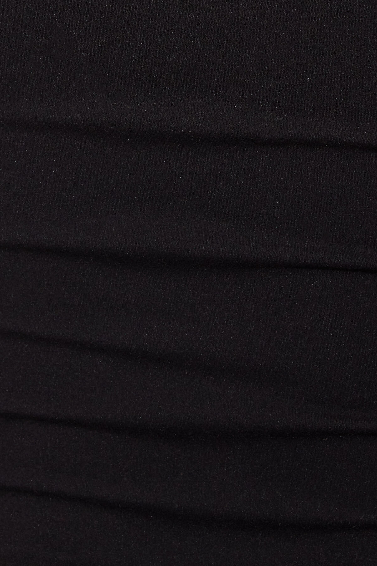 100095414_06V_alt4_1920x2880-10