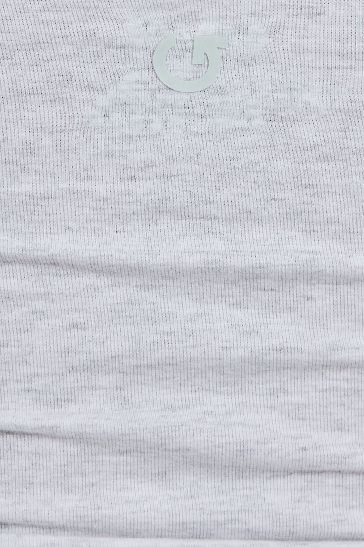 100096449_69I_alt5_1920x2880