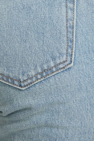 ’90s Straight Jeans