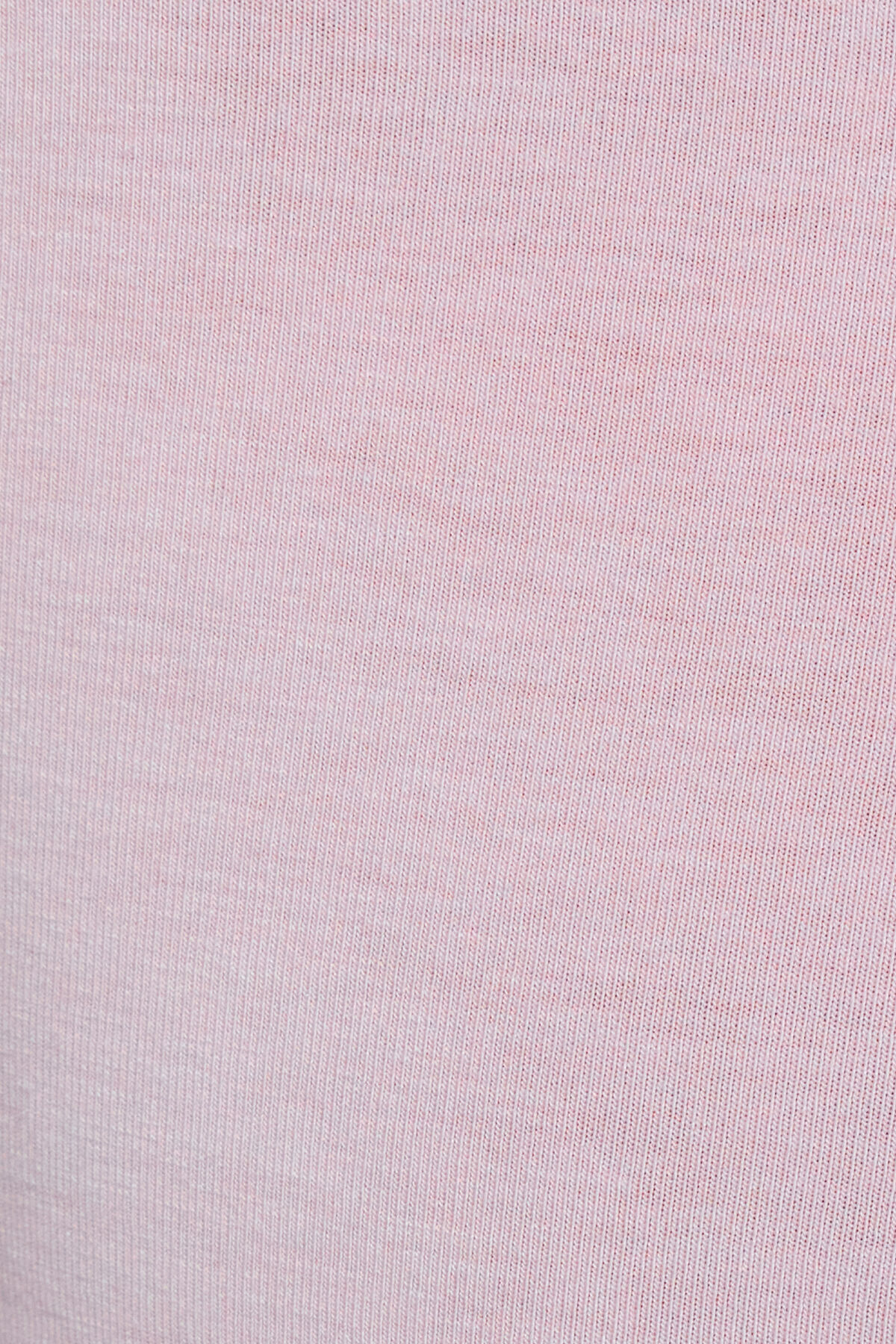 100098406_01K_alt3_1920x2880