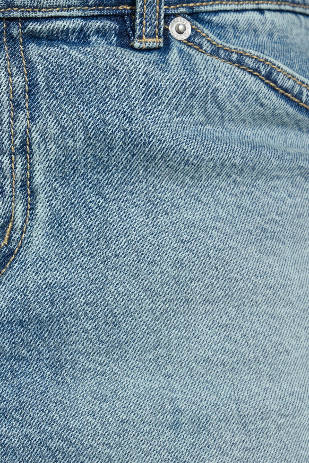 100099186_07I_alt4_1920x2880