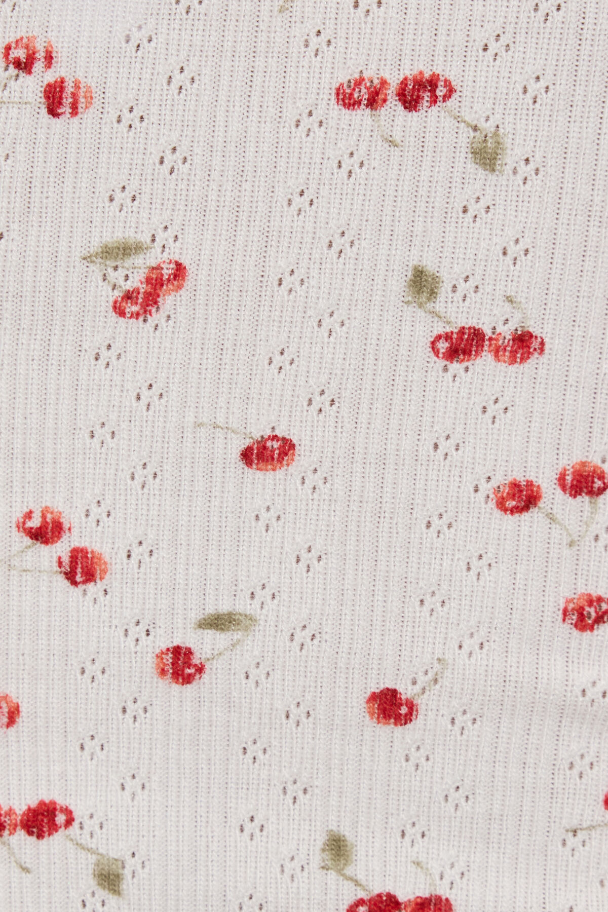 100099849_8CN_alt4_1920x2880