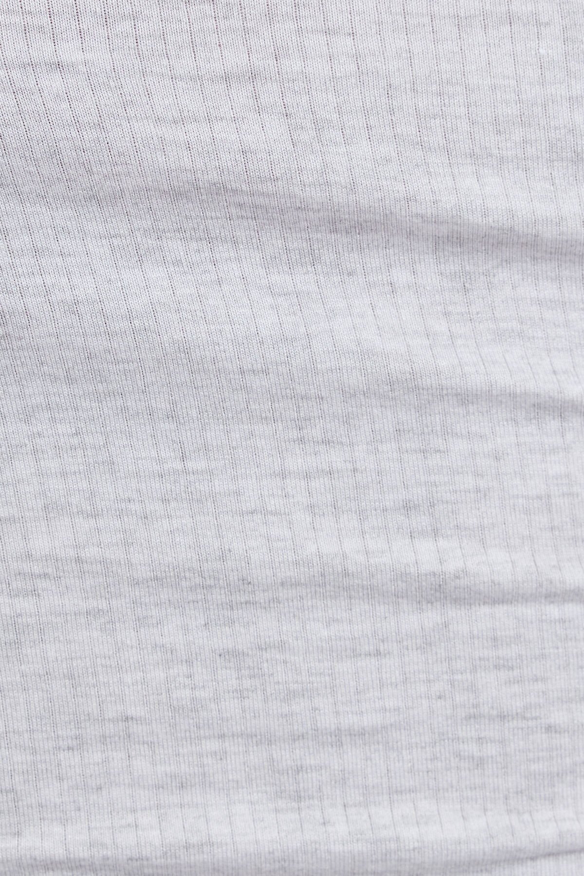 100099888_18X_alt4_1920x2880