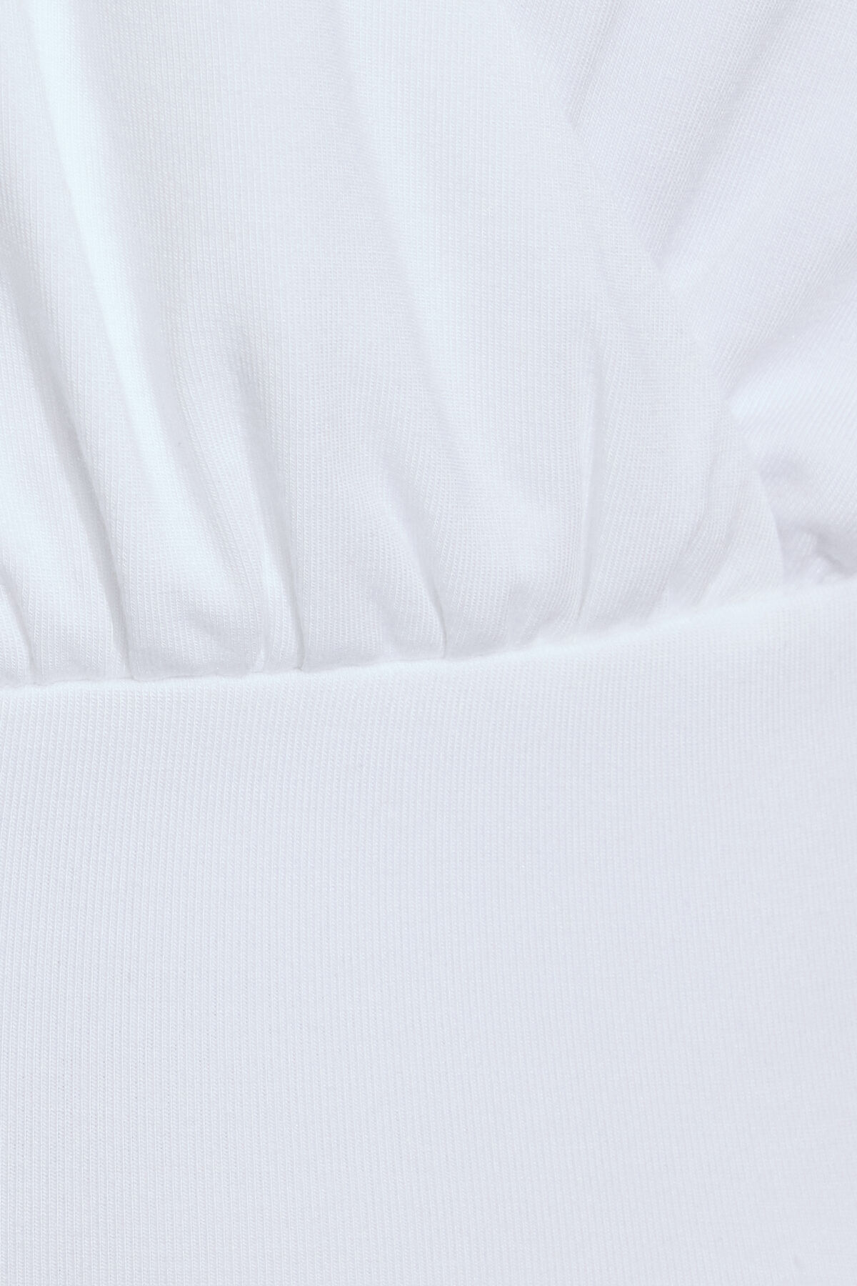 100100943_04N_alt3_1920x2880