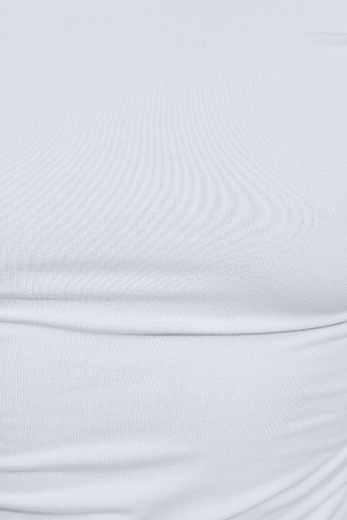 100101438_04N_alt4_1920x2880-4