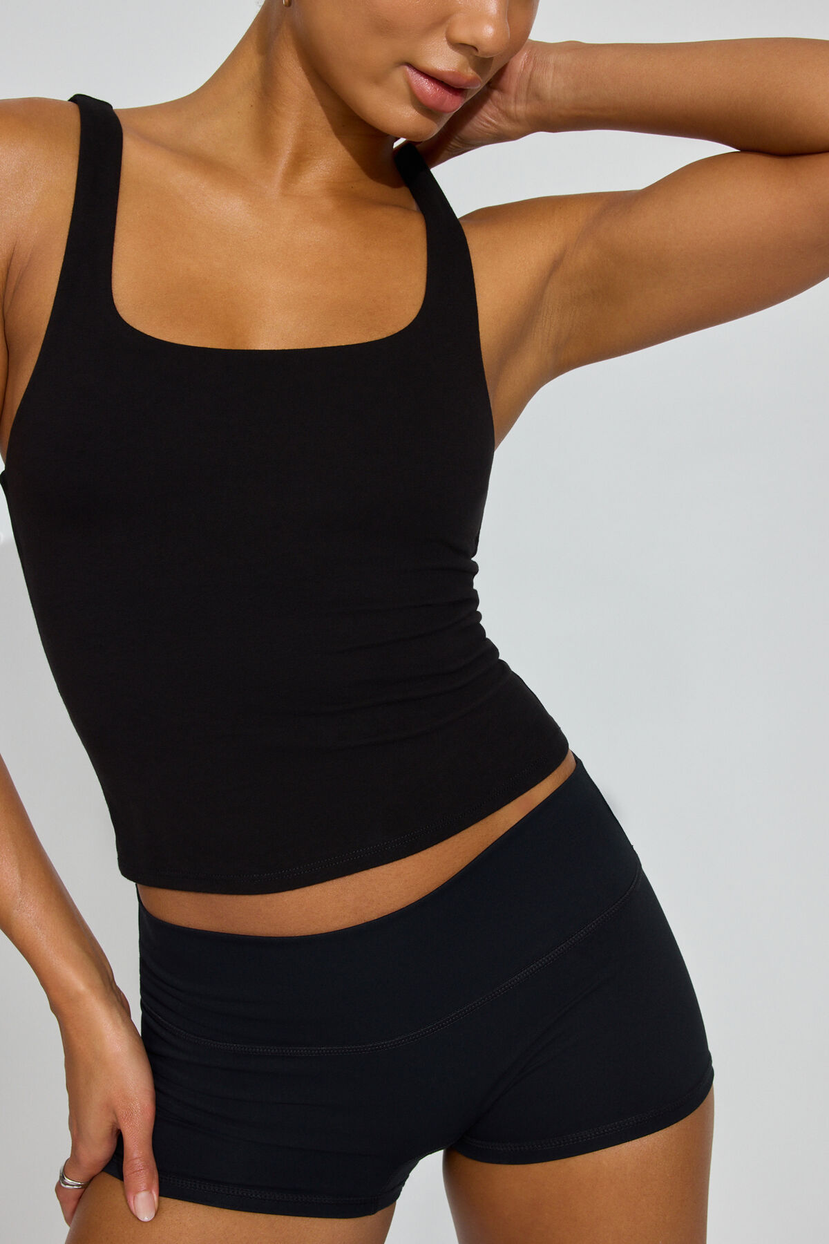 100102838_06V_1920x2880-7