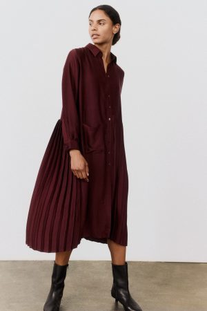 One-Sided Pleated Slinky Long Sleeve Dress
