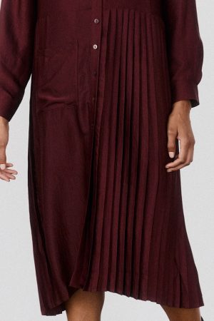 One-Sided Pleated Slinky Long Sleeve Dress